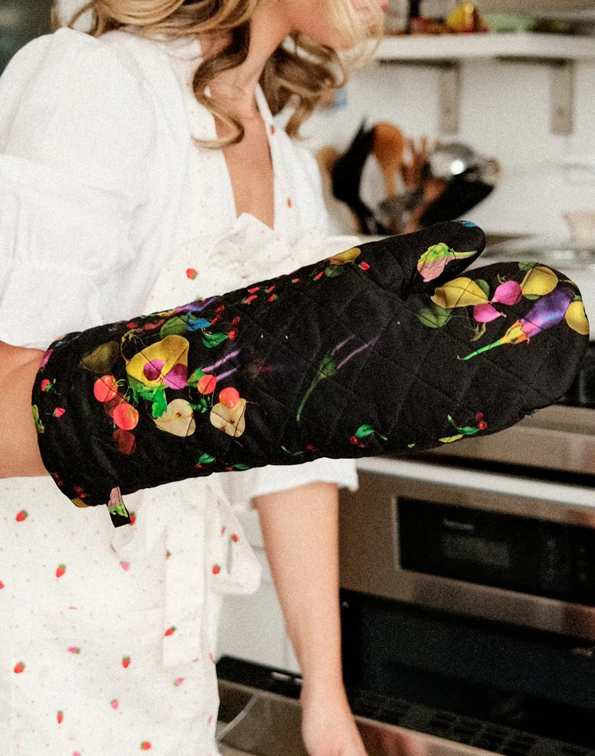 CR x Kit Quilted Oven Mitt
