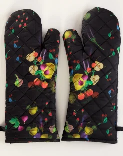 CR x Kit Quilted Oven Mitt