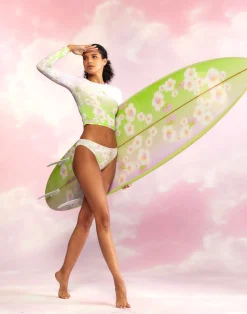 Custom 7' Surfboard - Cheery Blossom