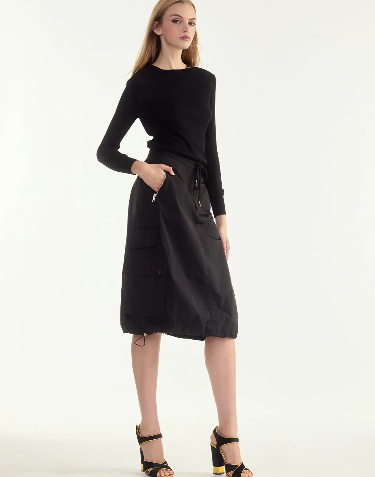 Deep Pockets Skirt